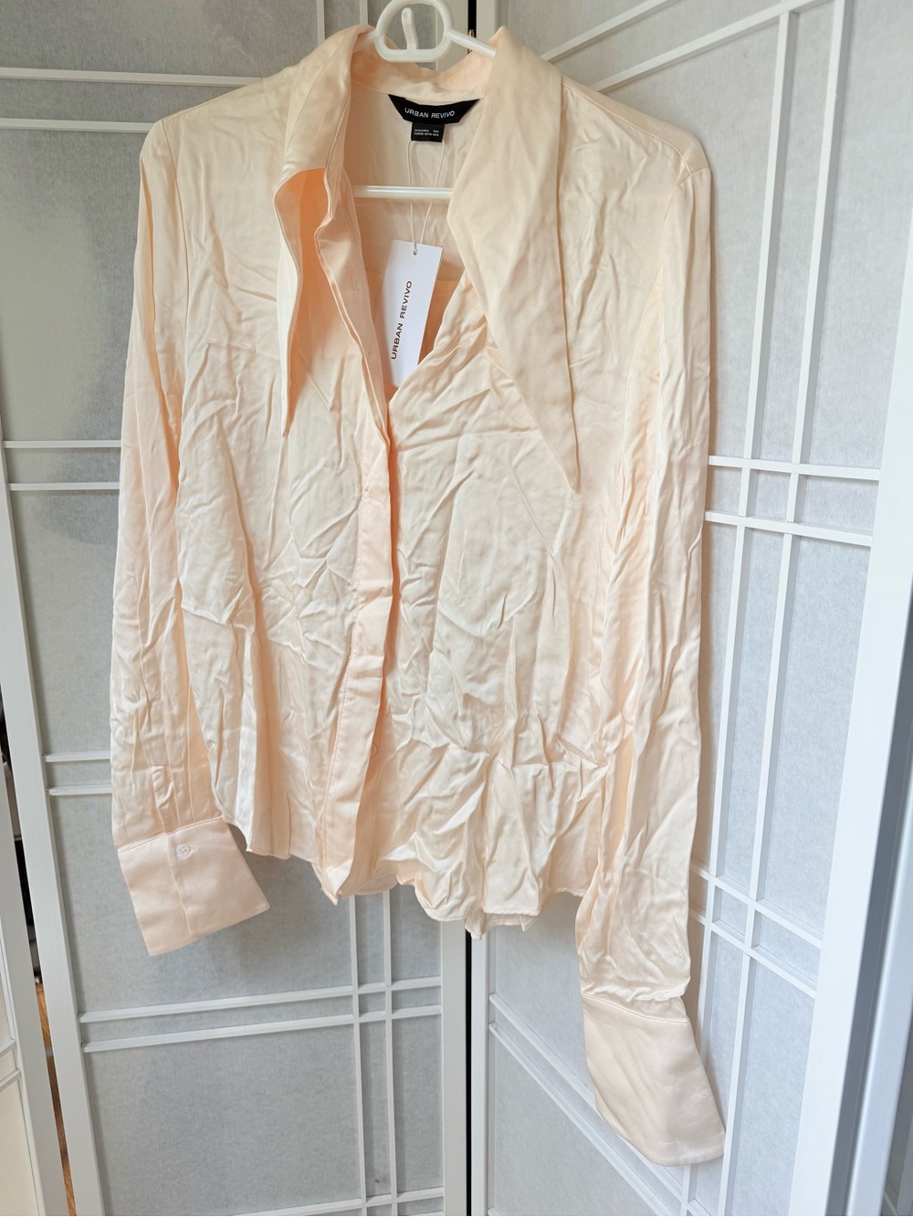 Urban Revivo Women's Light Peach Long-Sleeve Blouse
